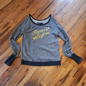 Vintage Y2K American Eagle Outfitters Gray Wide Neck Off shoulder Raised Brandin